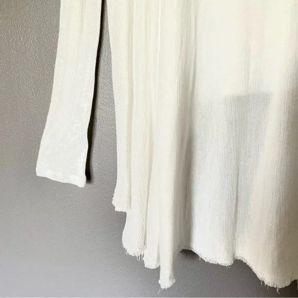 Free People We The Free White High Low Henley Tunic In White Size S EUC - Picture 9 of 9